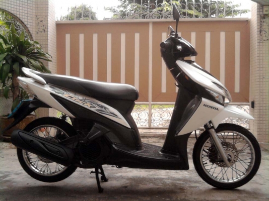 ขออนุญาติขาย Honda Click Combi Brake มือเดียว สีขาวมุก