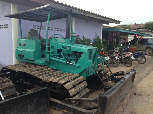 ขายแทร็กเตอร์ PL D2-5 สภาพดี พร้อมใช้งาน ช่วงล่างใหม่หมด ใบแทรกเต็ม ไม่มีหัก ตามรูป ราคาต่อรองได้