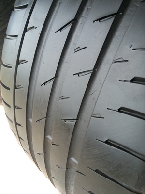 ขายยาง265/35/18 ปี 12 CONTi    1  คู่