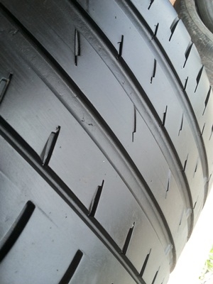 ขายยาง265/35/18 ปี 12 CONTi    1  คู่