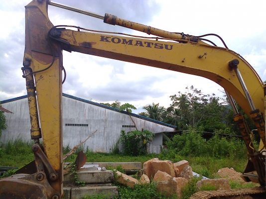 PC120-3 ช่วงล่างได้ เครื่องได้ ปั้มได้ บอดี้เดิม ไม่ค่อยสวย....