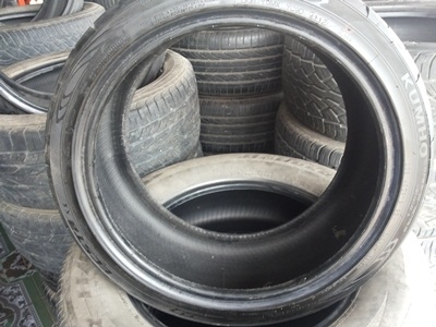 ขายยาง225/40/18 ปี 4112 KUMHO ECSTR (เกาหลี)   1  คุ่