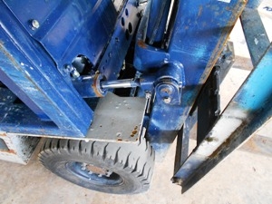 ขายรถโฟล์คลิฟท์ โคมัสสุ FG10-15 เกียร์ธรรมดา เสา 3 ม. มือสองญี่ปุ่น