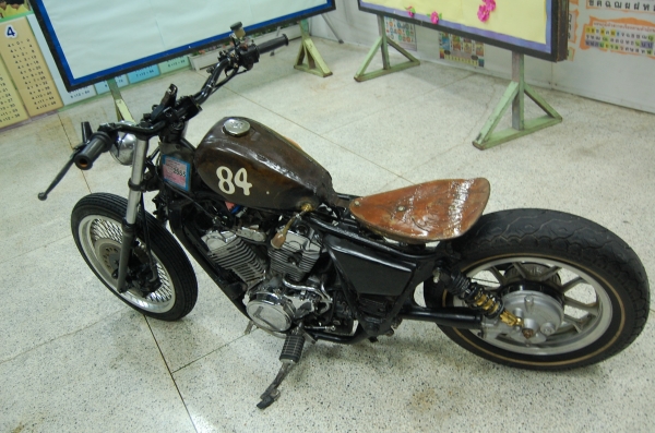 ขาย....honda nv 400ทะเบียนแท้พร้อมโอน หรือ แลก รถกระบะแนว..เรโทร....ดัทสัน....