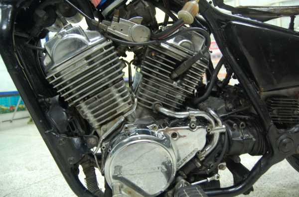 ขาย....honda nv 400ทะเบียนแท้พร้อมโอน หรือ แลก รถกระบะแนว..เรโทร....ดัทสัน....