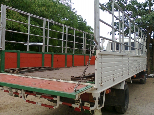 6 ล้อ HINO FD3HLA  195 แรงม้า ยาว 6 เมตร ปี 47