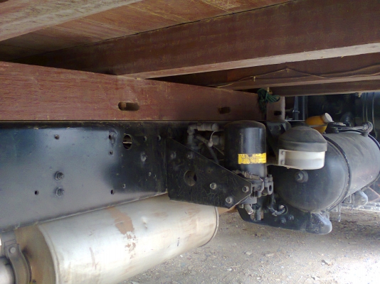 6 ล้อ HINO FD3HLA  195 แรงม้า ยาว 6 เมตร ปี 47