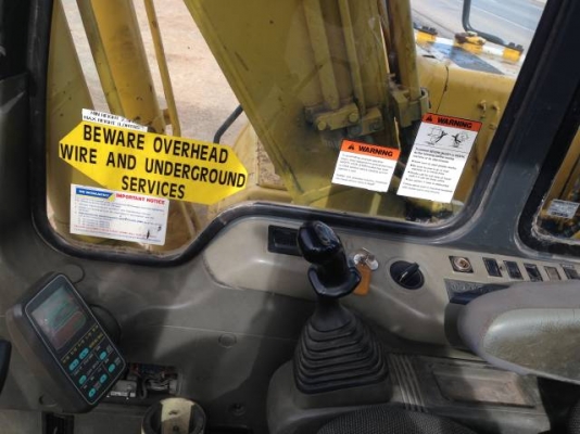 ขายรถแบคโฮ KOMATSU PC120-6 มี VDOครับ ระบบไฟฟ้าเต็ม รถนอกนำเข้าสภาพสวย สนใจติดต่อ 081-2990958