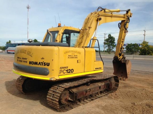 ขายรถแบคโฮ KOMATSU PC120-6 มี VDOครับ ระบบไฟฟ้าเต็ม รถนอกนำเข้าสภาพสวย สนใจติดต่อ 081-2990958