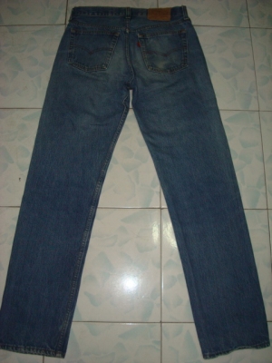 # 8938 # ยีนส์ Levi's 501 ผ้าทราย ของแท้ มือสอง เอว 31 ยาว 31แป็กเงิน เนื้อทรายสวย ตะเข็บสวย # 8938 # ยีนส์ Levi's 501 ผ้าทราย ของแท้ มือสอง เอว 31 ยาว 31แป็กเงิน เนื้อทรายสวย ตะเข็บสวย