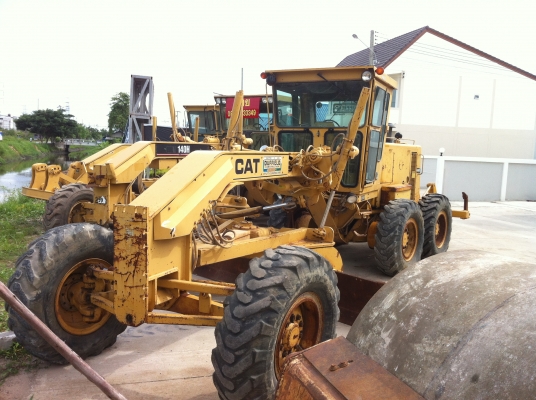 ขายรถเกรด Caterpillar 140G มี Ripper สภาพสวย นำเข้าจาก USA ไม่เคยใช้งานในไทย