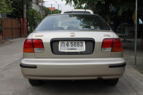 ขาย ปี96 HONDA CIVIC VTI-L โฉมตาโต เกียร์ธรรมดา ขาย ปี96 HONDA CIVIC VTI-L โฉมตาโต เกียร์ธรรมดา
