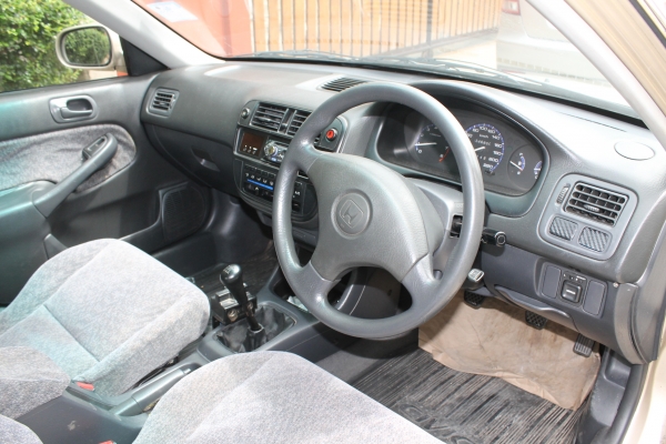 ขาย ปี96 HONDA CIVIC VTI-L โฉมตาโต เกียร์ธรรมดา ขาย ปี96 HONDA CIVIC VTI-L โฉมตาโต เกียร์ธรรมดา