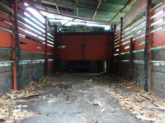 ขายด่วนรถ6ล้อร๊อกกี้ยาง900เครือง6BD1ยาว5เมตร