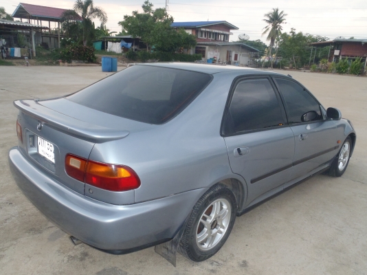 รถสภาพสวยขายถูก โฉมนี้ยังสวยอยู่ ไม่ต้องซื้อรถแพง