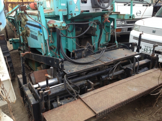 รถปูยางมะตอย