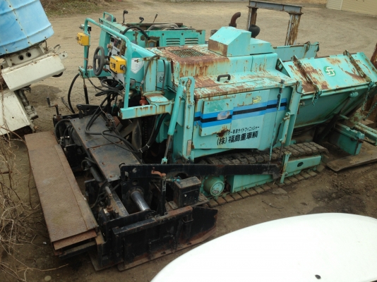 รถปูยางมะตอย