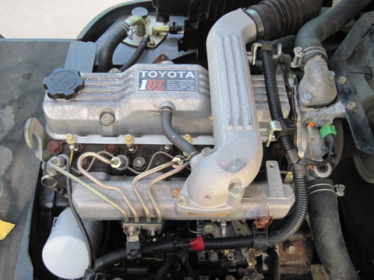 รถยกยี่ห้อ toyota ขนาด 2.5 ตัน เครื่องดีเซล เสา 3.7 ม. งาฮิงค์ นำเข้า