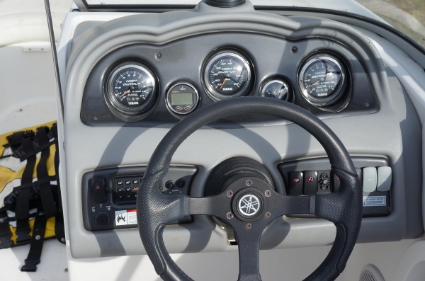 ขาย yamaha 230 SX   320 hp สภาพสวย ราคาคุยกันได้ครับ