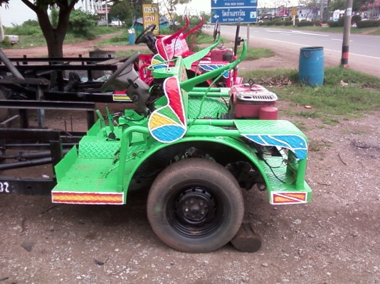 รถอีแต๋นไทบ้านเฮา