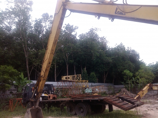 ขายด่วนบูมอาร์มยาวcat320v2 บูมอาร์มนอกแท้ๆ มีป่ะนิดหน่อยครับ