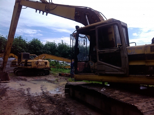 ขายด่วนบูมอาร์มยาวcat320v2 บูมอาร์มนอกแท้ๆ มีป่ะนิดหน่อยครับ