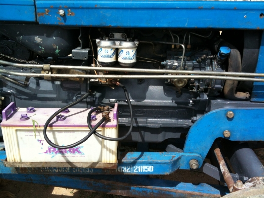 ขายรถไถ FORD 6600 เครื่อง T3 รถไม่มีทะเบียนครับ