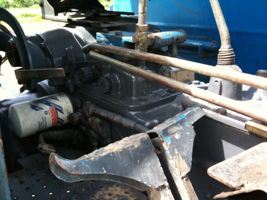 ขายรถไถ FORD 6600 เครื่อง T3 รถไม่มีทะเบียนครับ