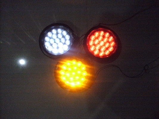 ชุดไฟท้ายหลอดLED,24Vขนาด13.3 (ขายดวงละ300บาท)