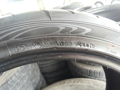 ขายยาง225/40/18 ปี 4112 KUMHO ECSTR (เกาหลี) 1 คุ่