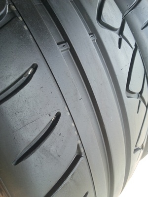 ขายยาง225/40/18 ปี 4112 KUMHO ECSTR (เกาหลี) 1 คุ่