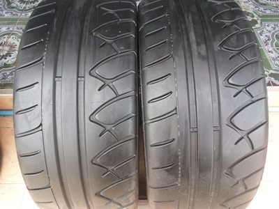 ขายยาง225/40/18 ปี 4112 KUMHO ECSTR (เกาหลี) 1 คุ่