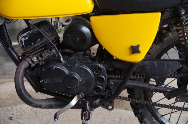 ขาย SUZUKI TS 100 เครื่องดีมาก ๆๆ ทะเบียนพร้อมโอน ภาษี ไม่ขาดต่อ 2557 ขาย SUZUKI TS 100 เครื่องดีมาก ๆๆ ทะเบียนพร้อมโอน ภาษี ไม่ขาดต่อ 2557