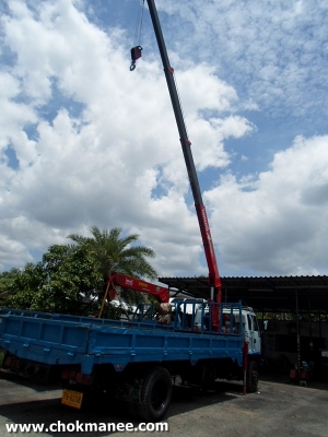 ขายรถบรรทุกติดเครน 4.5 ตัน 4 ท่อน ขายรถบรรทุกติดเครน 4.5 ตัน 4 ท่อน