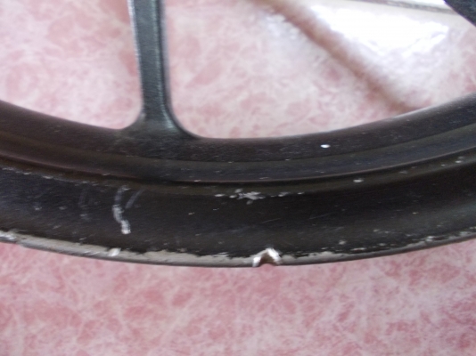 ขายแม็ก Suzuki Raider สภาพ 80\% ขายแม็ก Suzuki Raider สภาพ 80\%