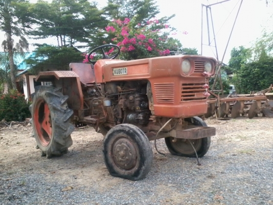 ขายรถแทรคเตอร์