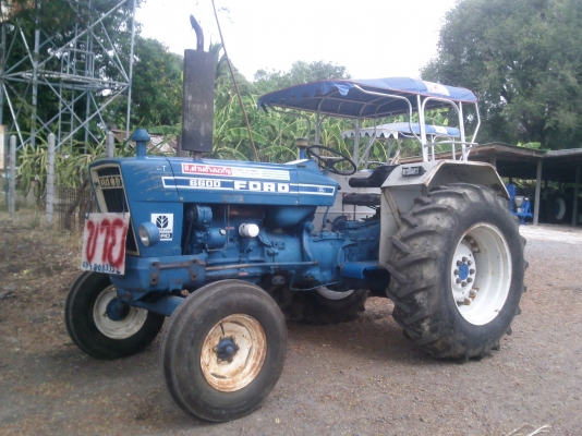 ขายรถไถ ford 5500,  6600 ,7700