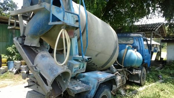 รถ6ล้อโม่ปูนTOYOTA DYNA BU91 115แรง รถสภาพสวย โม่สวยมาก2.5คิว..ชายแค่..550000บ..