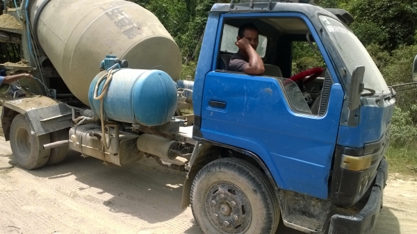 รถ6ล้อโม่ปูนTOYOTA DYNA BU91 115แรง รถสภาพสวย โม่สวยมาก2.5คิว..ชายแค่..550000บ..