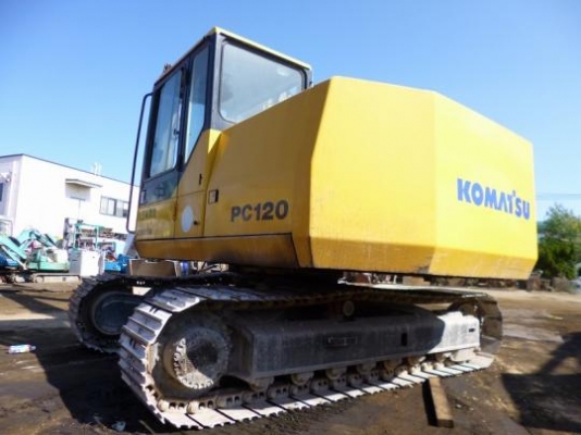 KOMATSU