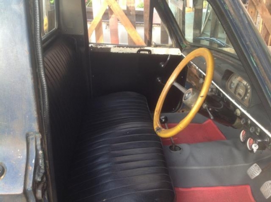 ขาย mazda 8แรงเก่าๆทะเบียนพร้อมโอน 15,000บาทครับ