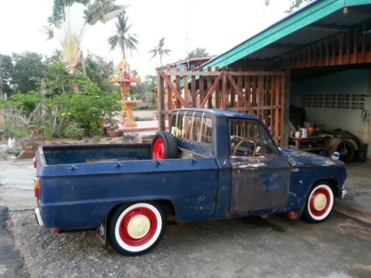 ขาย mazda 8แรงเก่าๆทะเบียนพร้อมโอน 15,000บาทครับ