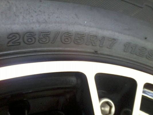 LANSO ขอบ17*9 พร้อมยาง 265/65/R17 ขาย13500