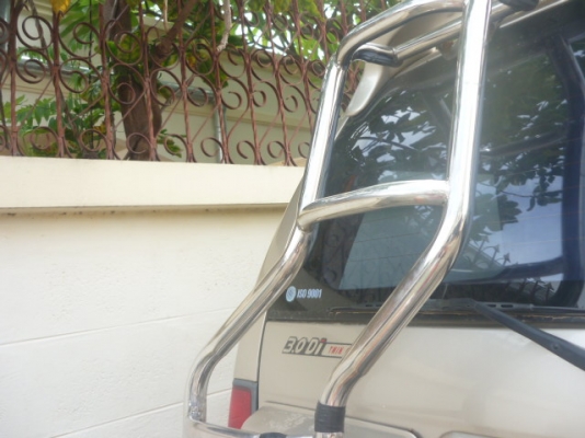 บันไดหลังรถ เหมาะกับรถ 7ที่นั่ง..ตระกูล ไทยรุ่ง