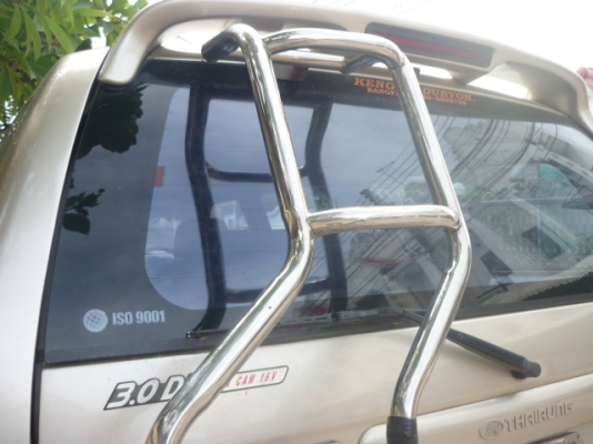 บันไดหลังรถ เหมาะกับรถ 7ที่นั่ง..ตระกูล ไทยรุ่ง