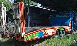 ISUZU TX 165 HP 6BD1 รถหัวยาวหางปลาสิบล้อ 2 เพลา มีหางไฮดรอลิกส์ขึ้นรถเกี่ยวครบพร้อมใช้งาน รถสีสันดีบางๆเดิมๆแล็ปลายสวย เครื่องแน่นดีแรงดี ภายในเก๋งคอนโซลครบ พวงมาลัยเพาเวอร์ ช่วงล่างคัชซีไม่มีผุ ยางสภาพดี 10 เส้นประมาณ 70\% พร้อมลากพร้อมบรรทุกได้เลย เอกสา