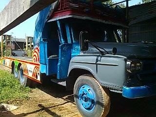 ISUZU TX 165 HP 6BD1 รถหัวยาวหางปลาสิบล้อ 2 เพลา มีหางไฮดรอลิกส์ขึ้นรถเกี่ยวครบพร้อมใช้งาน รถสีสันดีบางๆเดิมๆแล็ปลายสวย เครื่องแน่นดีแรงดี ภายในเก๋งคอนโซลครบ พวงมาลัยเพาเวอร์ ช่วงล่างคัชซีไม่มีผุ ยางสภาพดี 10 เส้นประมาณ 70\% พร้อมลากพร้อมบรรทุกได้เลย เอกสา