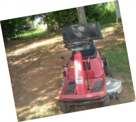 ขายรถตัดหญ้า HONDA  3013 /13แรง (พังแล้ว จมน้ำ)