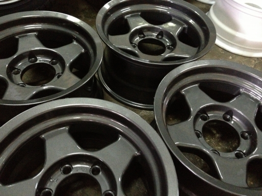 ล้อใหม่ เบดเล่ย์ ขอบ15" 6รูกะบะ กว้าง8นิ้ว ออฟ-5 ขายถูกๆครับ