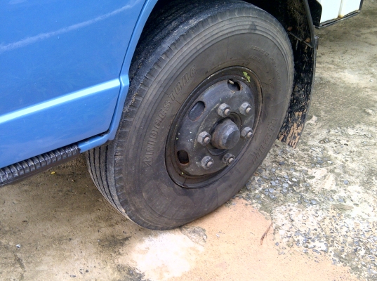 NPR 59L 115 แรงม้า  สภาพพร้อมใช้เลย  จดปี 38